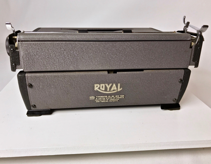 1949RoyalArrowPortable-2018-07-30-14-03-52.jpg