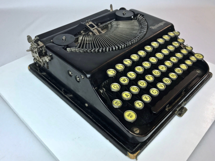 1923-Remington-Portable1-2018-08-21-15-50-06.jpg