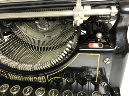 1930-Underwood-Standard-Portable-2018-07-09-18-06-13.jpg