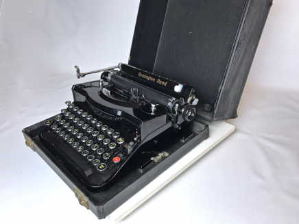 1934 Remington Rand Portable #12018-02-20-17-45-29.jpg