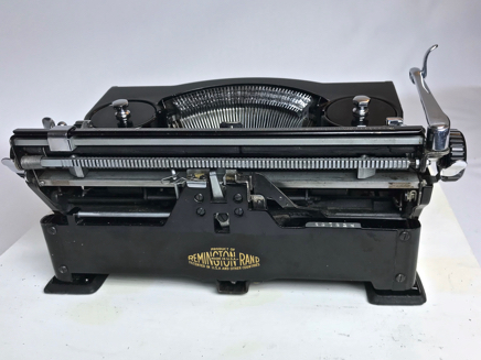 1934 Remington Rand Portable #12018-02-20-17-47-34.jpg