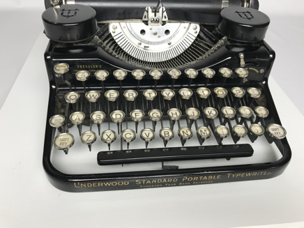 1930-Underwood-Standard-Portable-2018-07-24-15-43-23.jpg